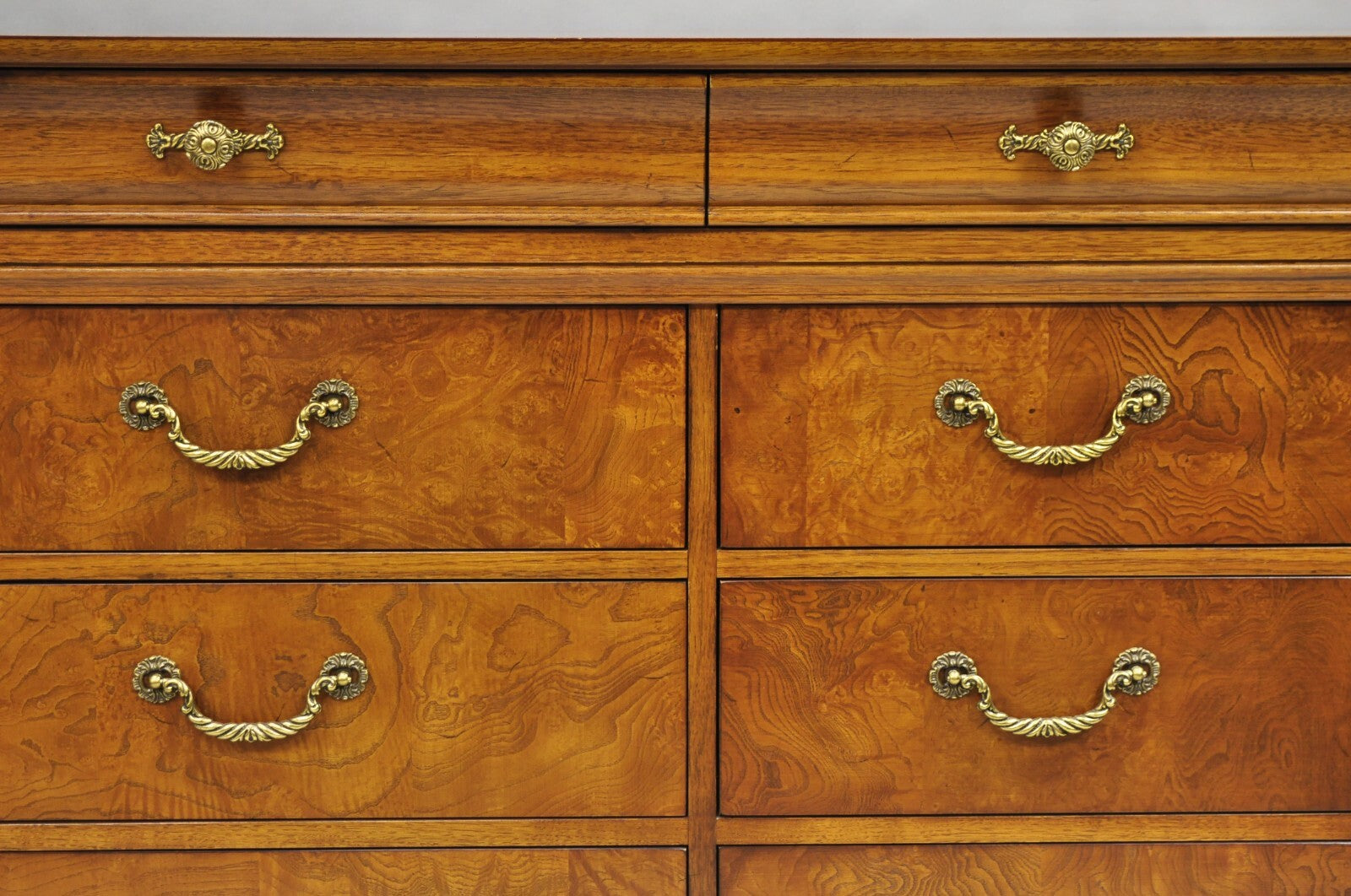 Thomasville Elysee French Country Burl Wood 12 Drawer Dresser Credenza