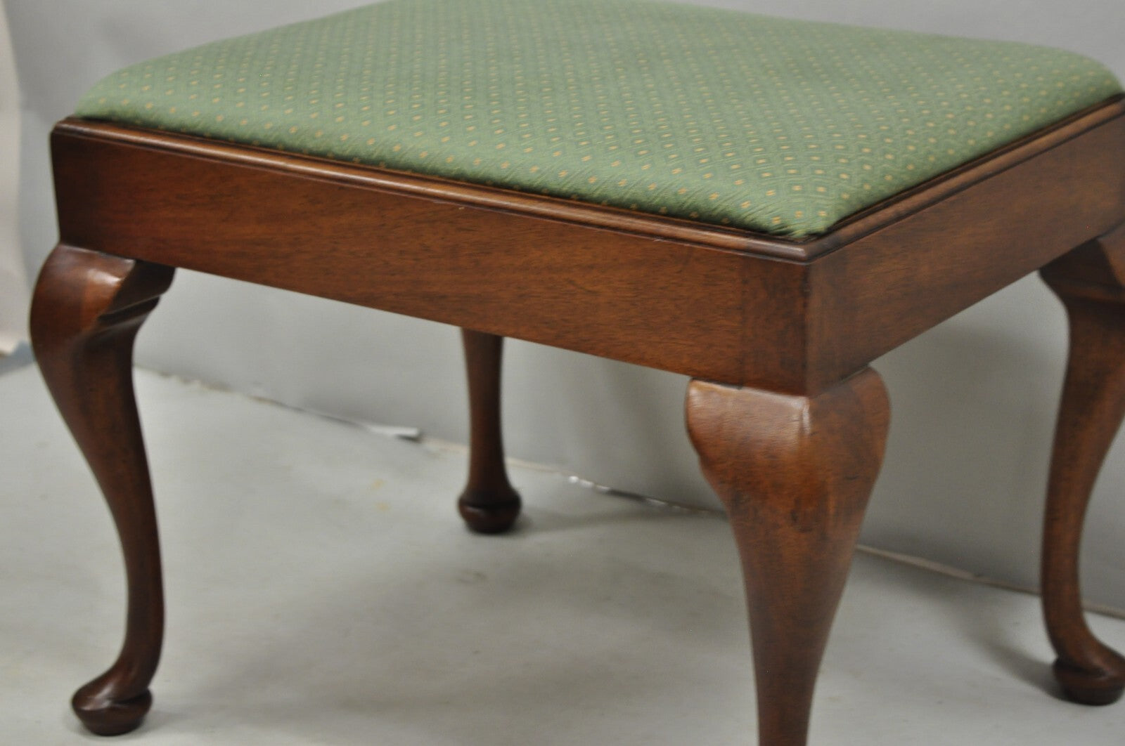 Vintage Queen Anne Style Mahogany Wood Green Upholstered Footstool Ottoman