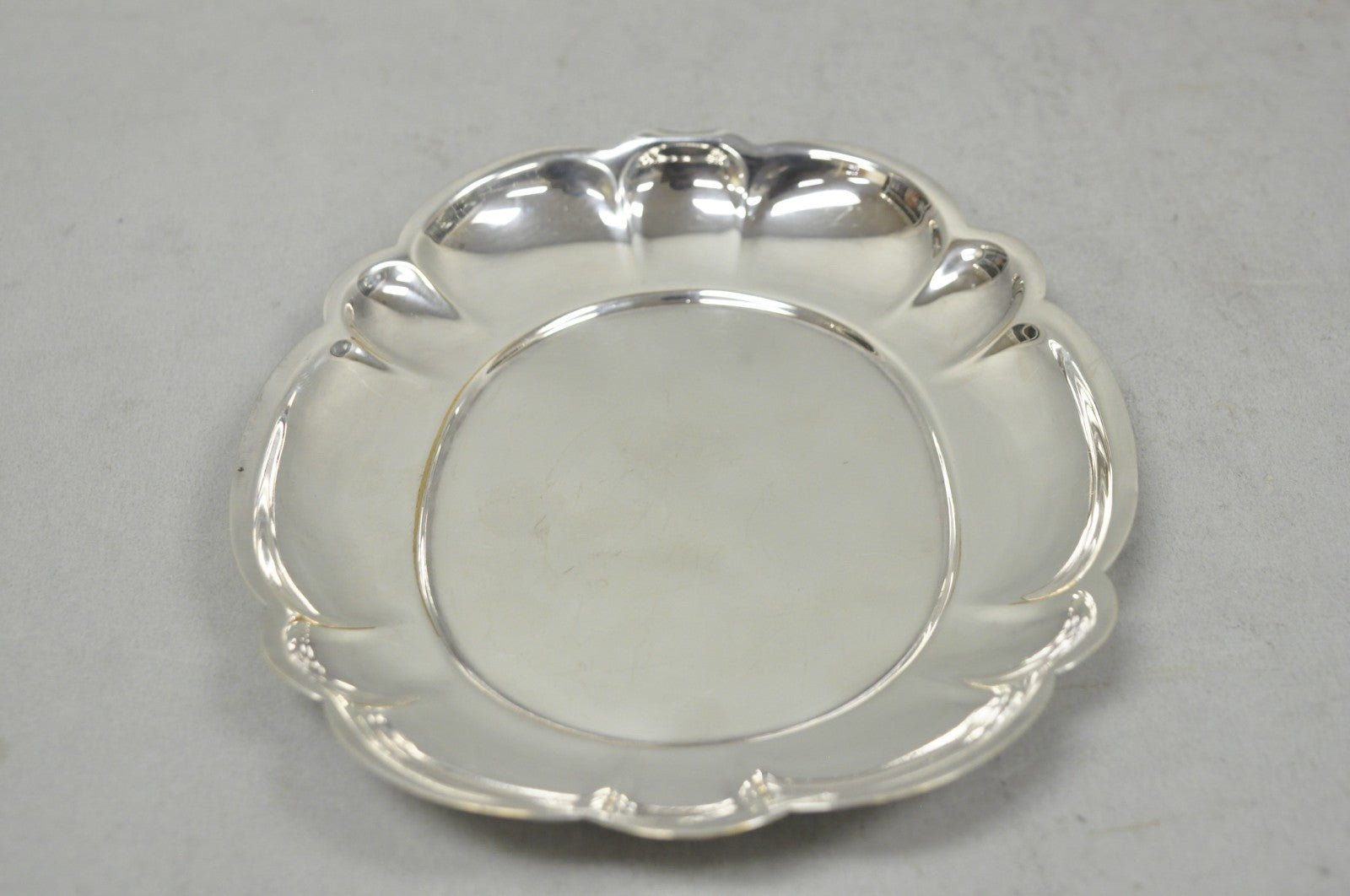 Antique Gorham YC 644 Engraved Silver Plated Small Scalloped Serving Dish