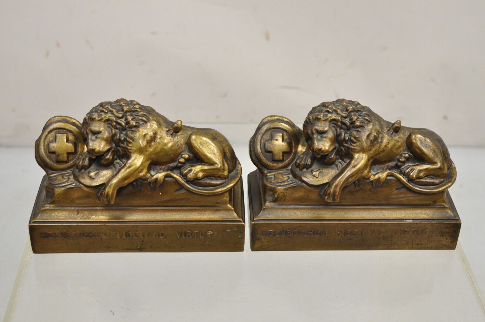 Antique Swiss Guard Bronze Lion Bookends Helvetiorum Fidei AC Virtuti "JB 1570"
