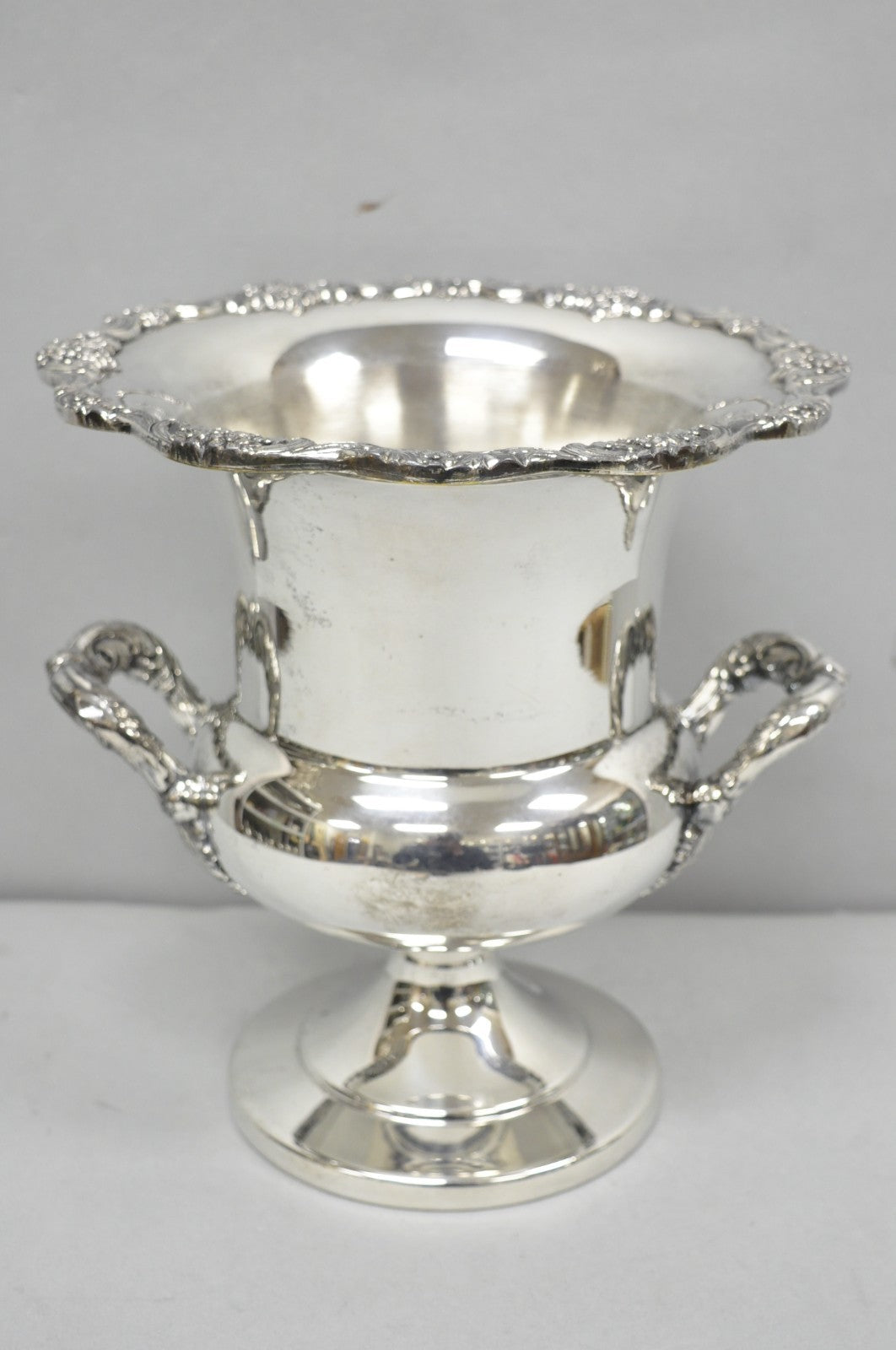 Vintage Victorian Silver Plated Trophy Cup Urn Champagne Chiller Bar Ice Bucket