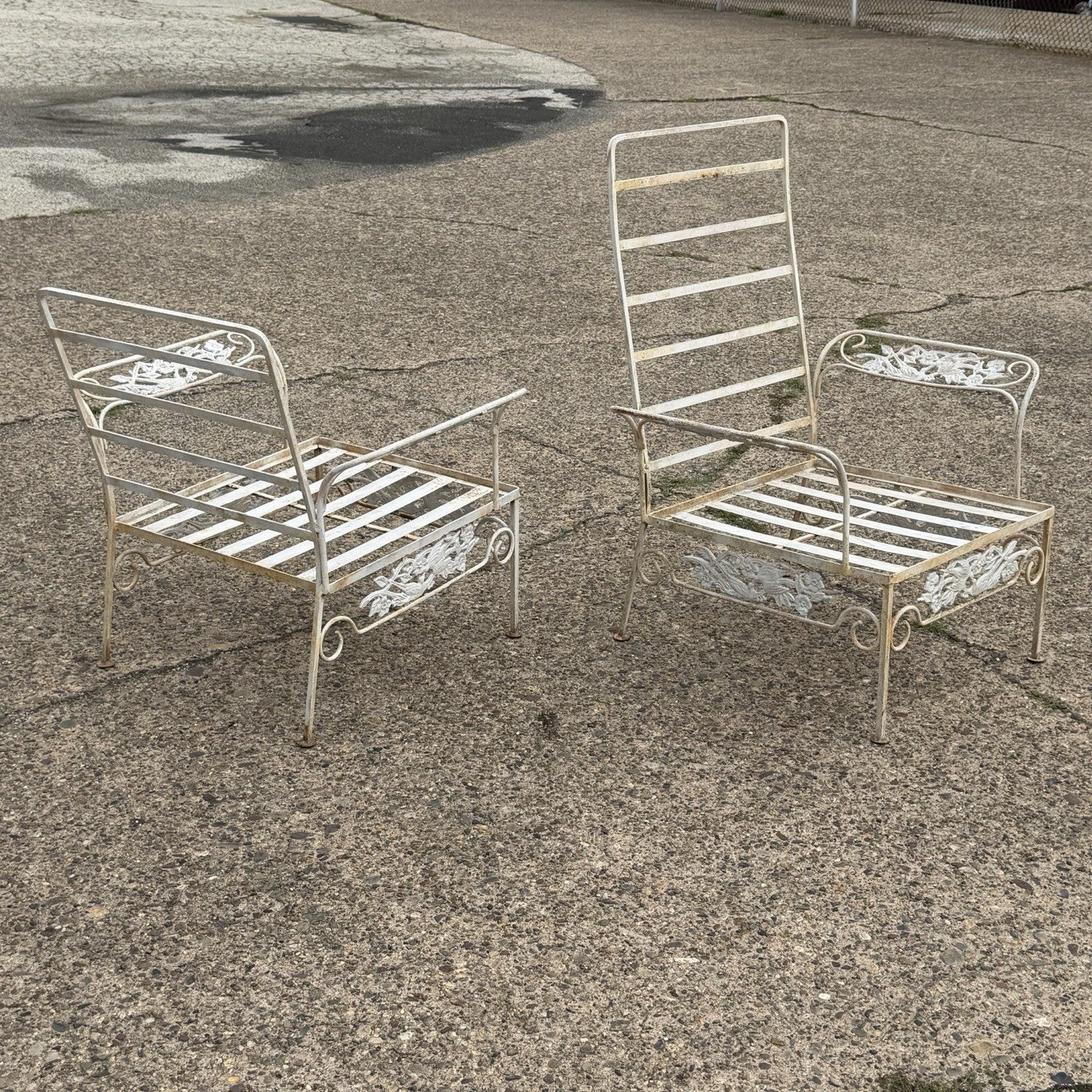 Vintage Russell Woodard "Kissing Birds" Wrought Iron Patio Lounge Chair - Pair