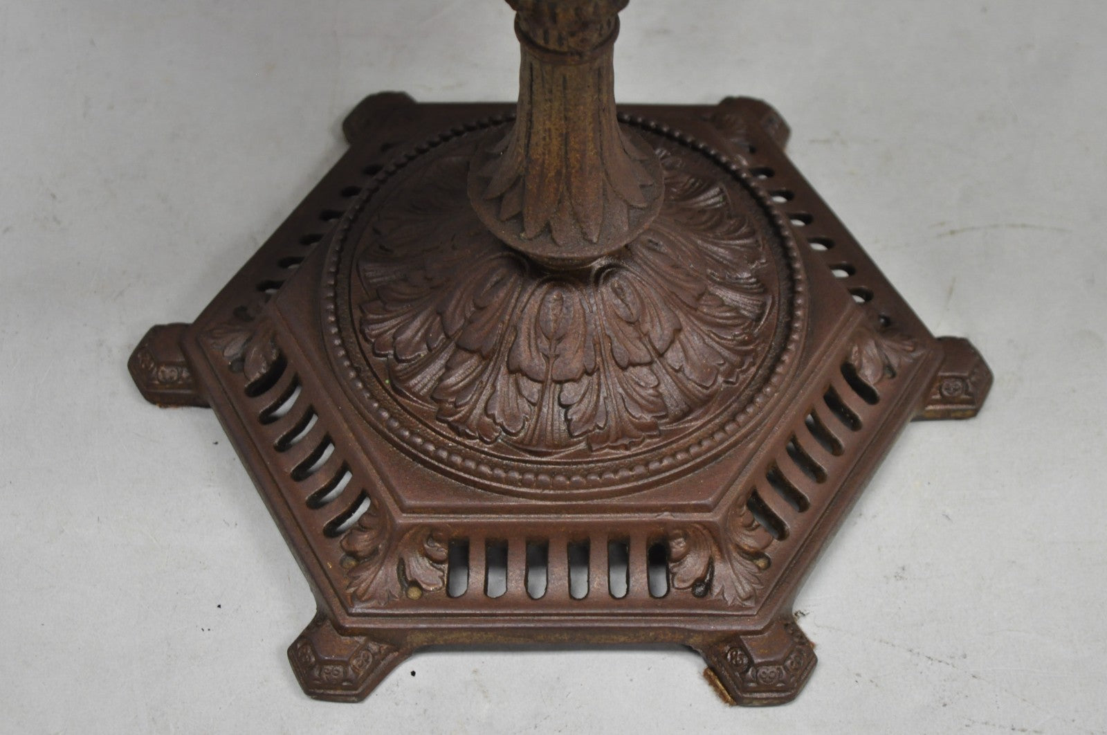 Antique Victorian Green Marble Cast Iron Pedestal Base Smoking Stand Side Table