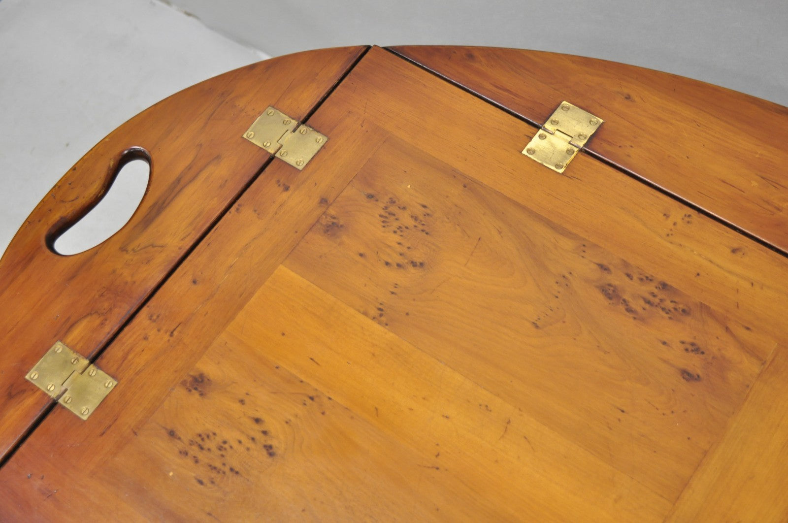 English Georgian Chippendale Mahogany Burl Wood Butlers Tray Top Coffee Table