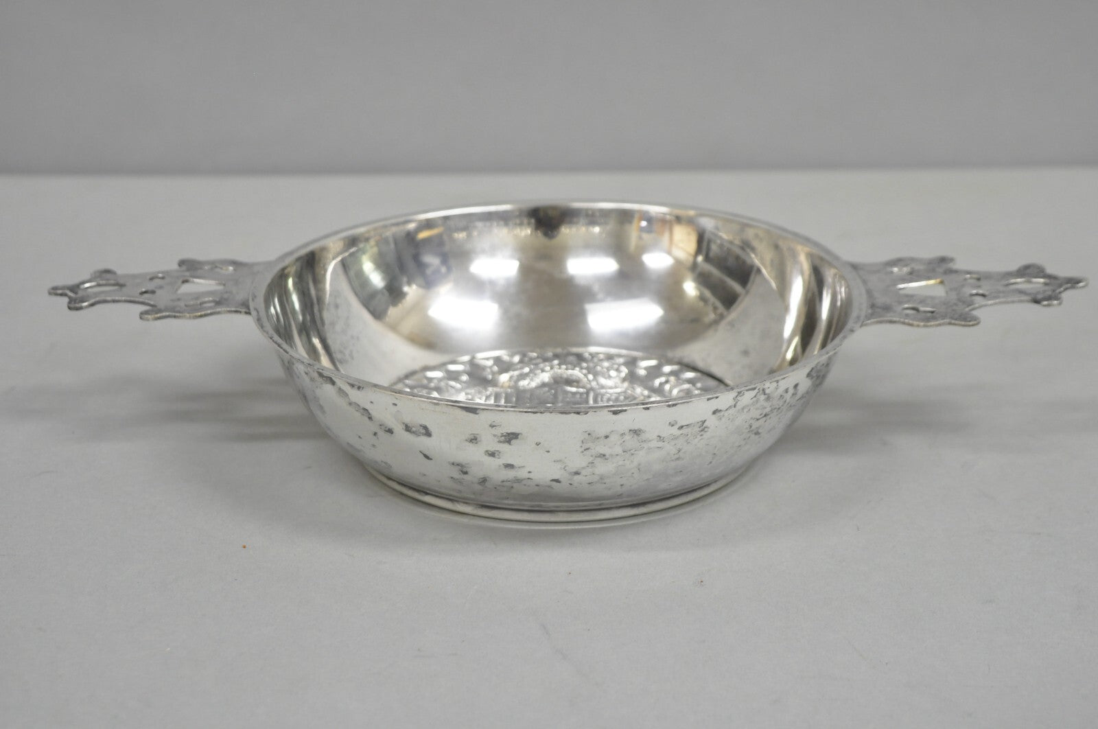 Vintage Spanish Renaissance Silver Plated Coat of Arms Communion Cup Bowl