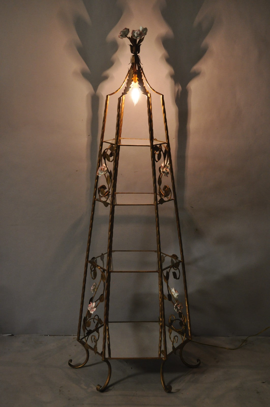 Vintage Italian Hollywood Regency Gold Tole Metal 4 Tier Lighted Etagere Curio