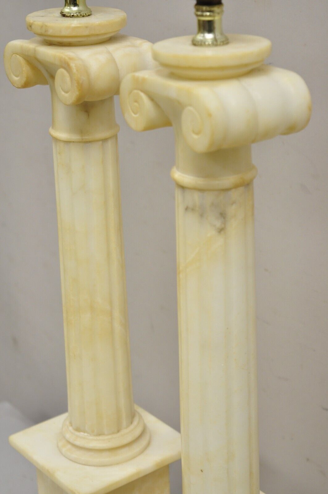 Antique Italian Neoclassical Marble Alabaster Corinthian Column Table Lamp Pair