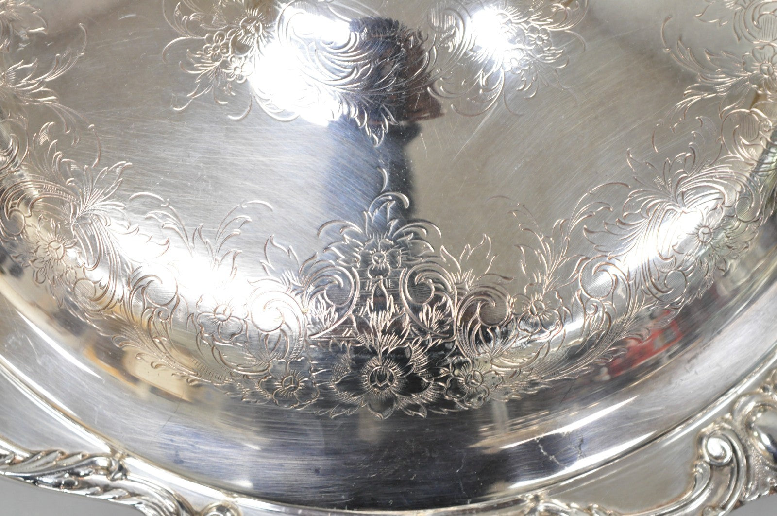 Vintage Webster Wilcox "Rochelle" Silver Plated Round Covered Serving Bowl Dish