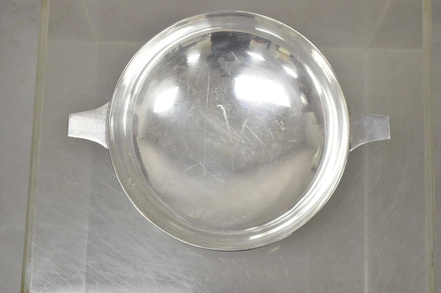 L.B.S. Co. English Sheffield Round Silver Plated Twin Handle Shallow Bowl Dish