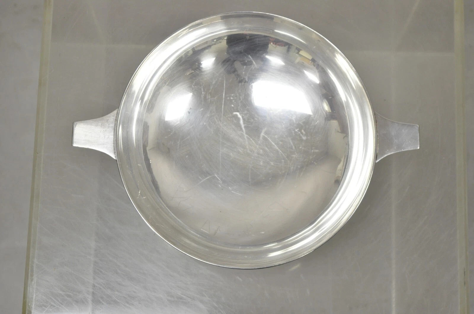 L.B.S. Co. English Sheffield Round Silver Plated Twin Handle Shallow Bowl Dish