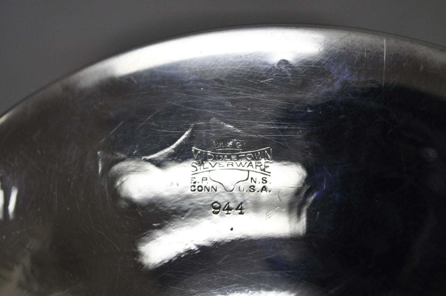 Victorian Middletown Silverware Silver Plated Pedestal Candy Dish Compote