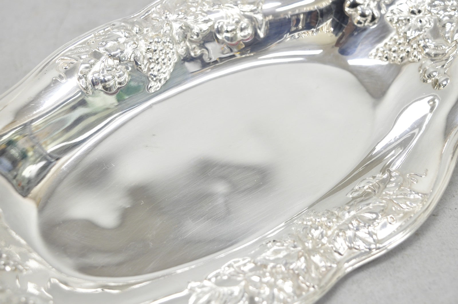 Superior Silver Grapevine Repousse Silver Plated Bread Plate Tray Trinket Dish