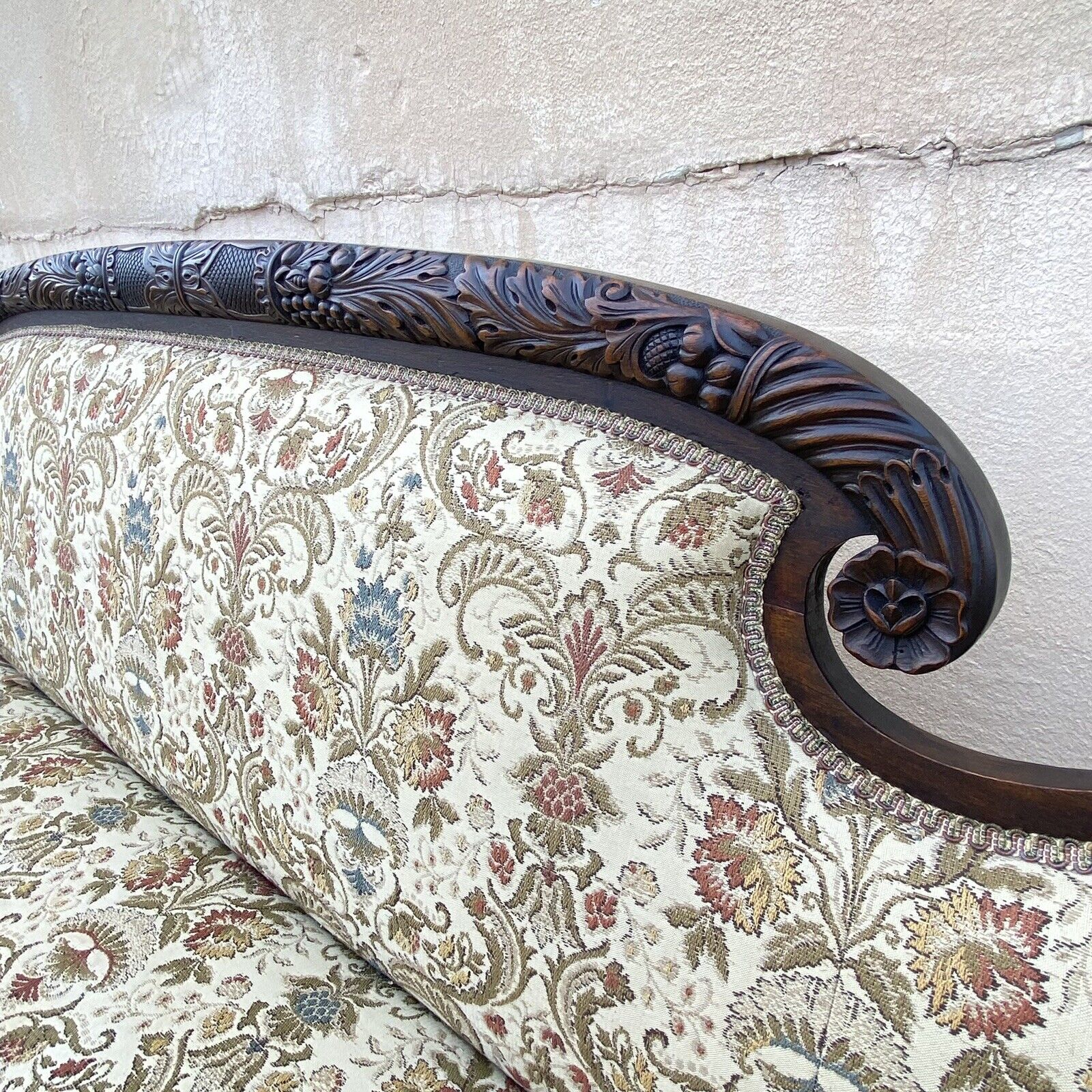 Antique American Empire Classical Carved Mahogany Paw Foot Cornucopia Arm Sofa