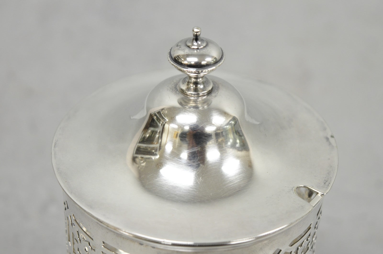 Antique Mappin & Webb Victorian Silver Plated Reticulated Covered Jelly Jar