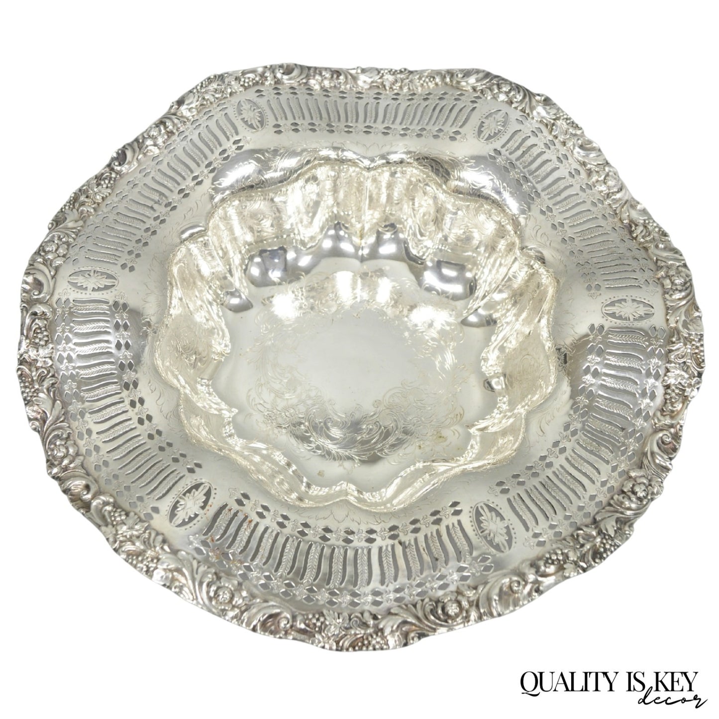 Webster Wilcox 3236C International Silver Plated Scalloped Centerpiece Bowl