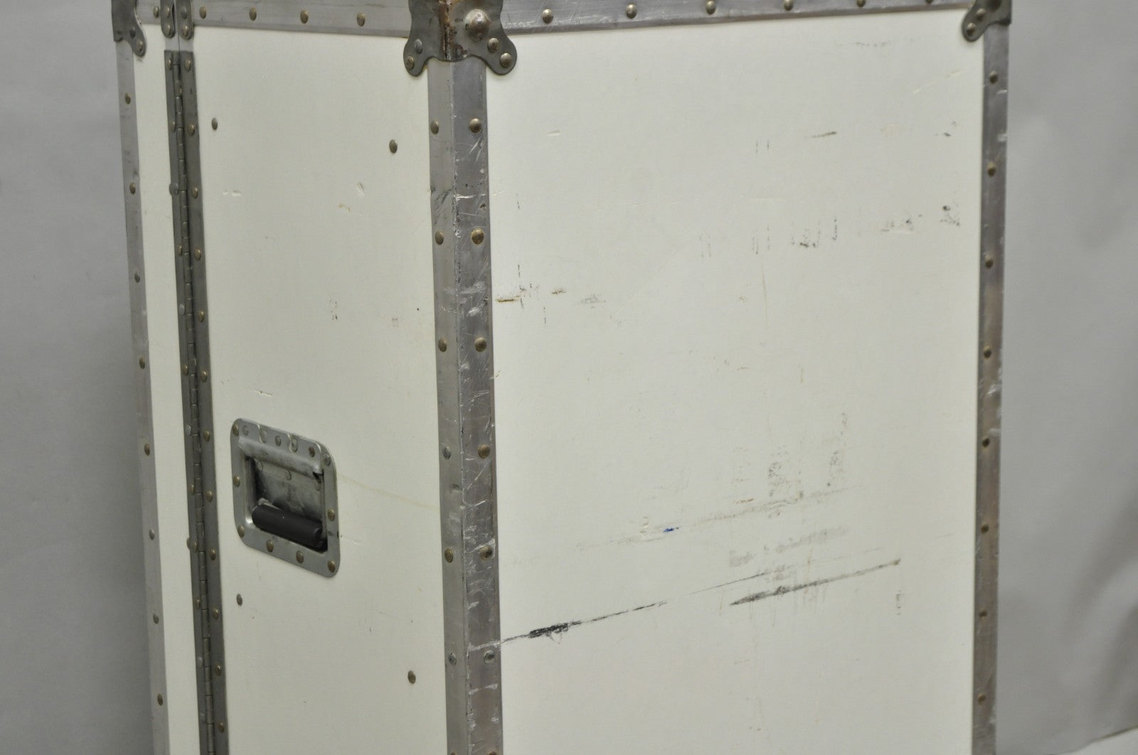 A&J 5 Drawer Road Case AA79-103 Rolling Production Hard Case Storage Trunk