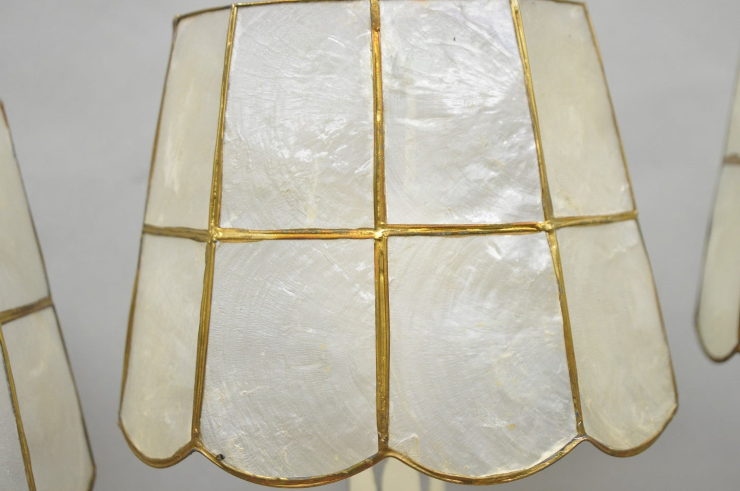 Vintage Italian Hollywood Regency Capiz Shell Gold 8.5" Round Clip On Lamp Shade