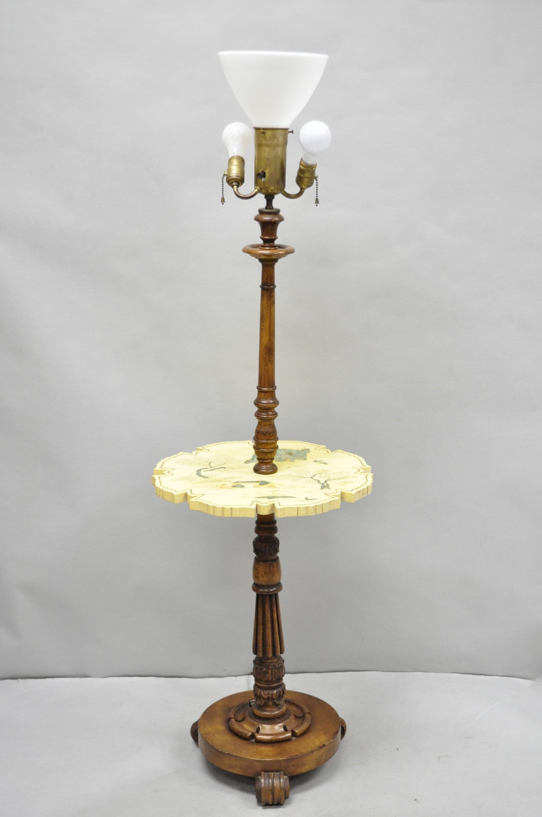 Vintage Chinoiserie English Regency Style Carved Wood Side Table Floor Lamp