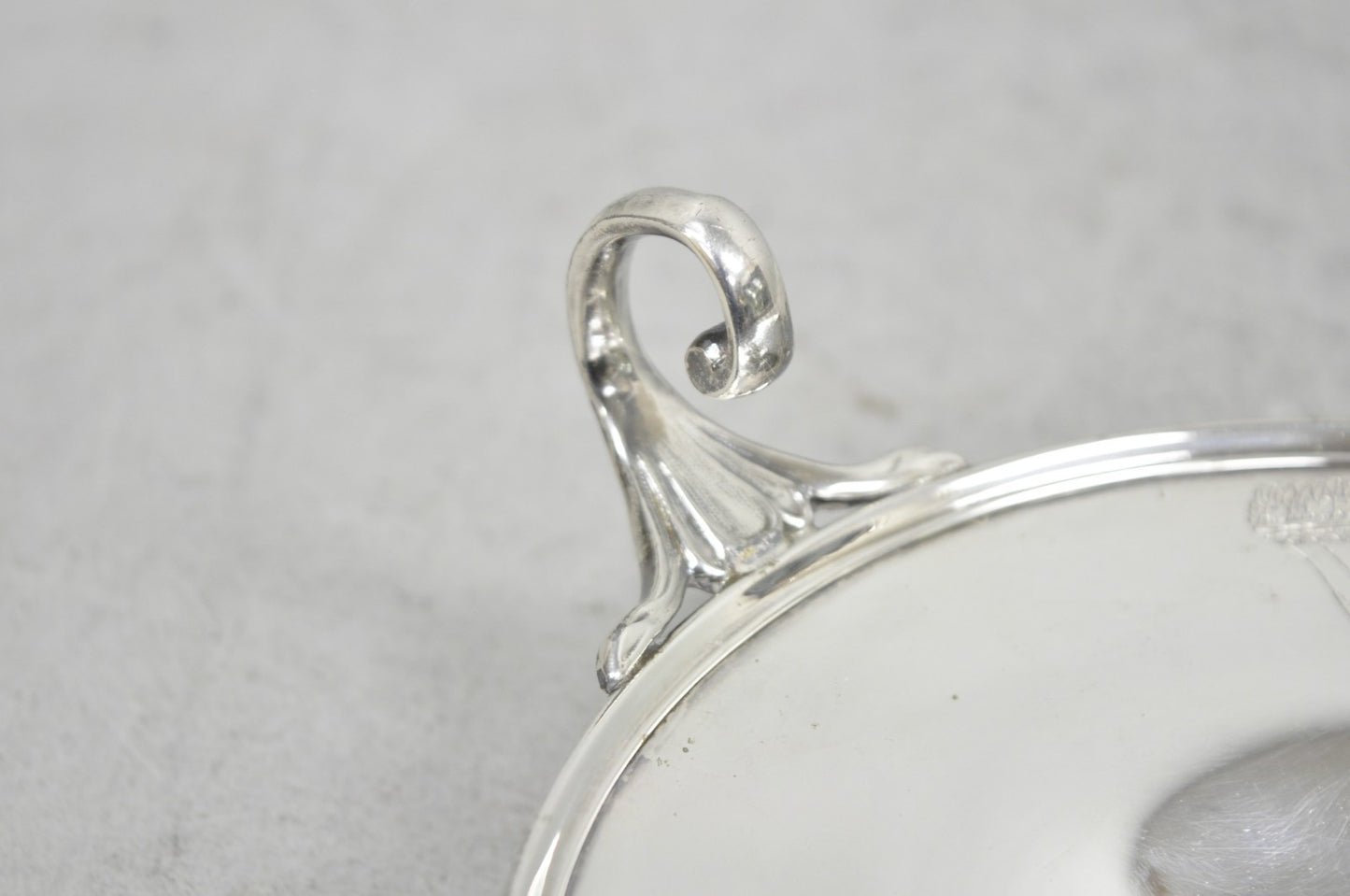 Victorian Middletown Silverware Silver Plated Pedestal Candy Dish Compote