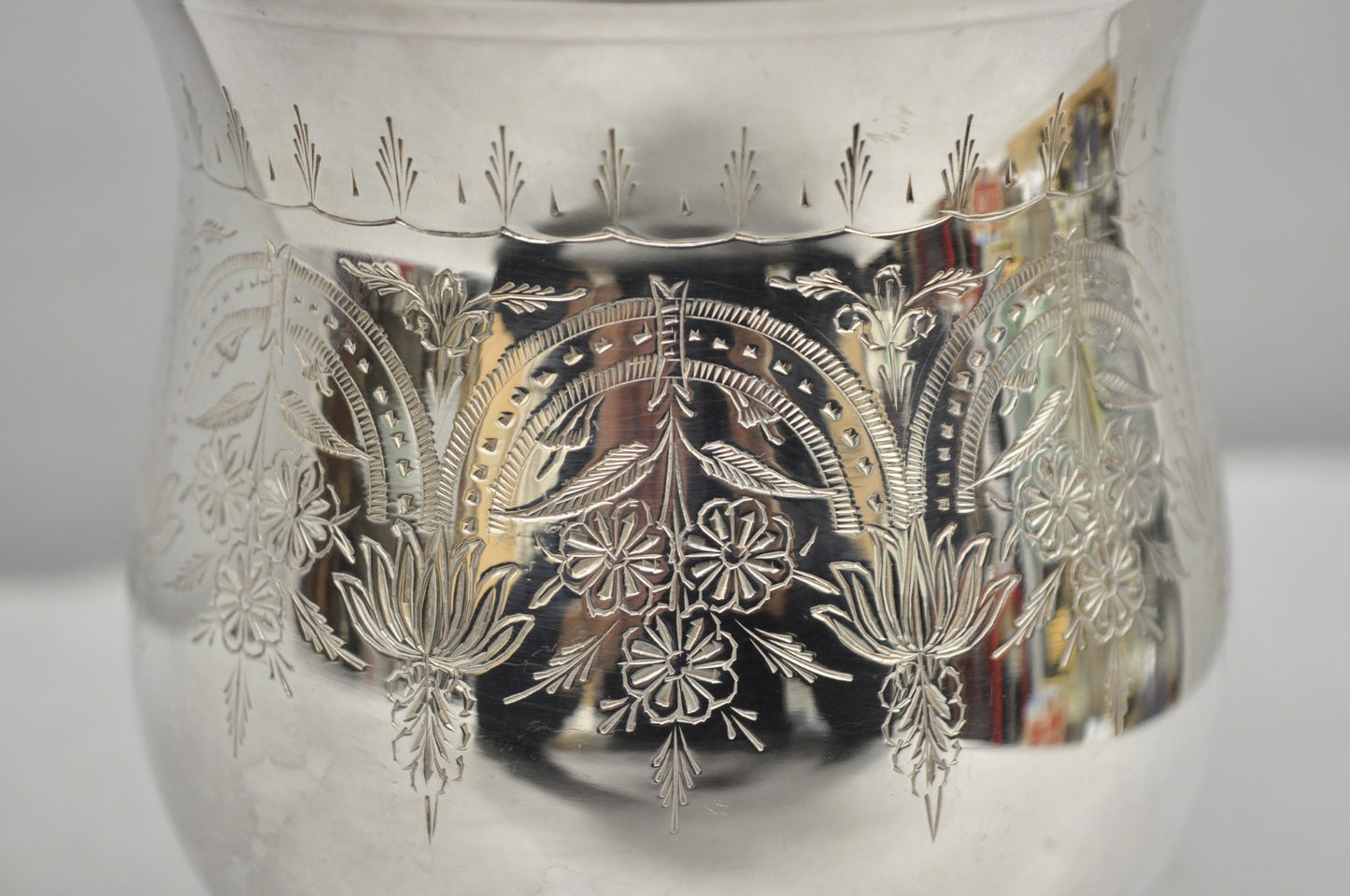 Vintage Leonard Victorian Silver Plated Small Ice Bucket Chiller w/ Handle