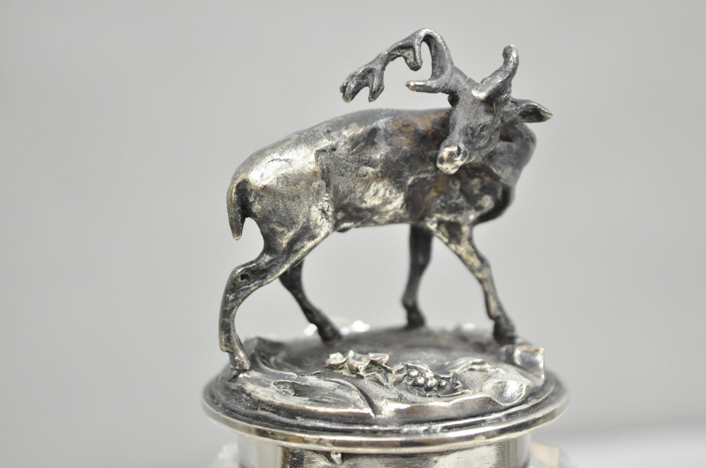 Antique English Victorian Stag Mounted Crystal Glass Inkwell Silver Plated Tray