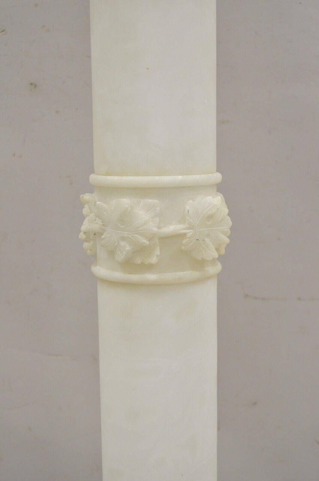 Antique Italian Carved Alabaster Maple Leaf Classical Pedestal Column Stand