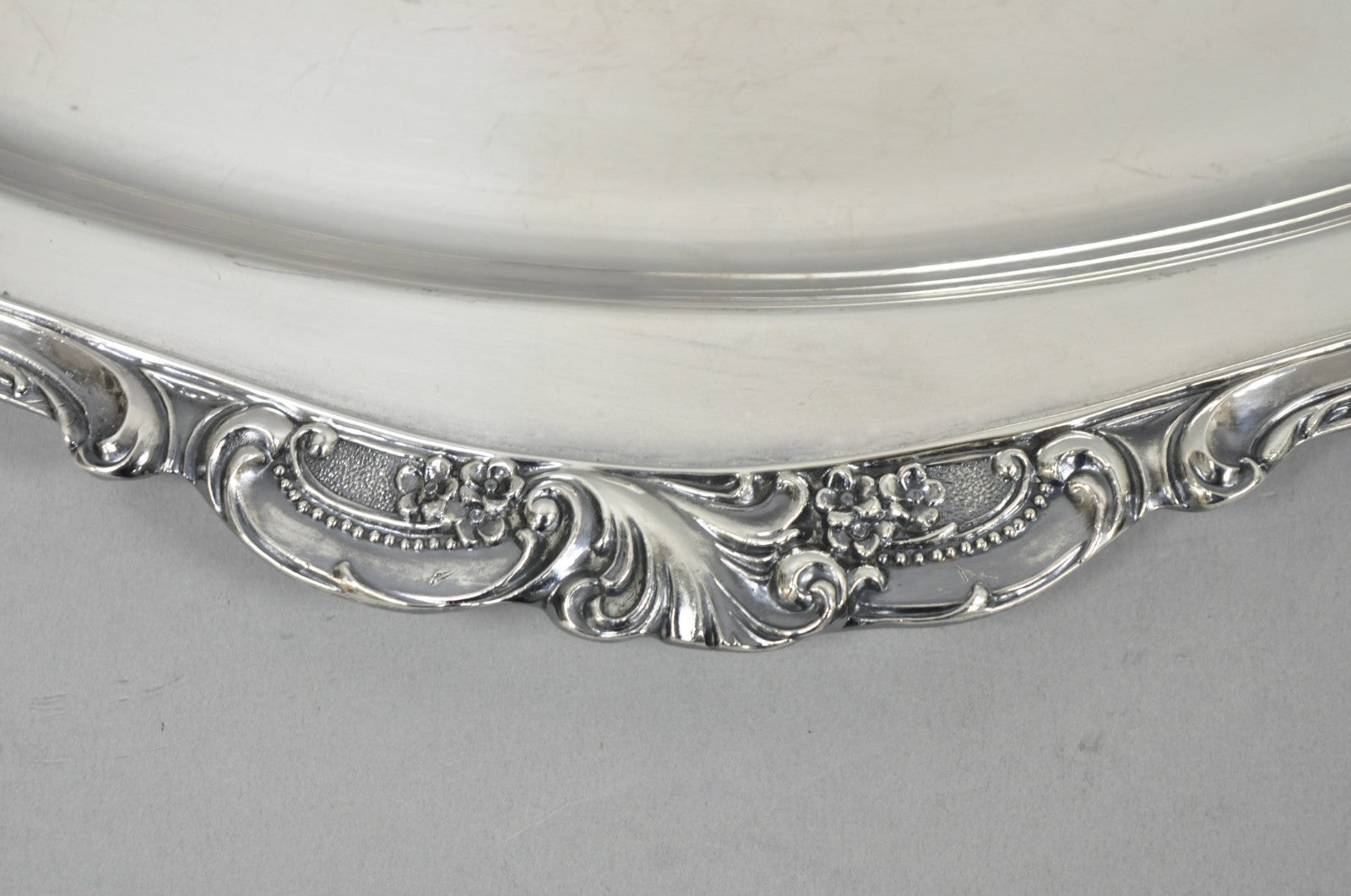 Vintage Baroque by Wallace 258 Victorian Silver Plated Oval Serving Platter Tray