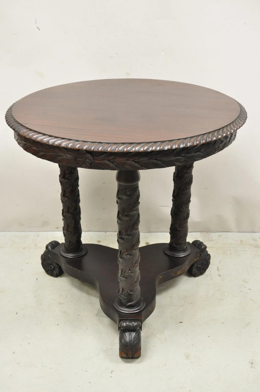 Antique American Empire Floral Spiral Carved Mahogany Round Center Side Table