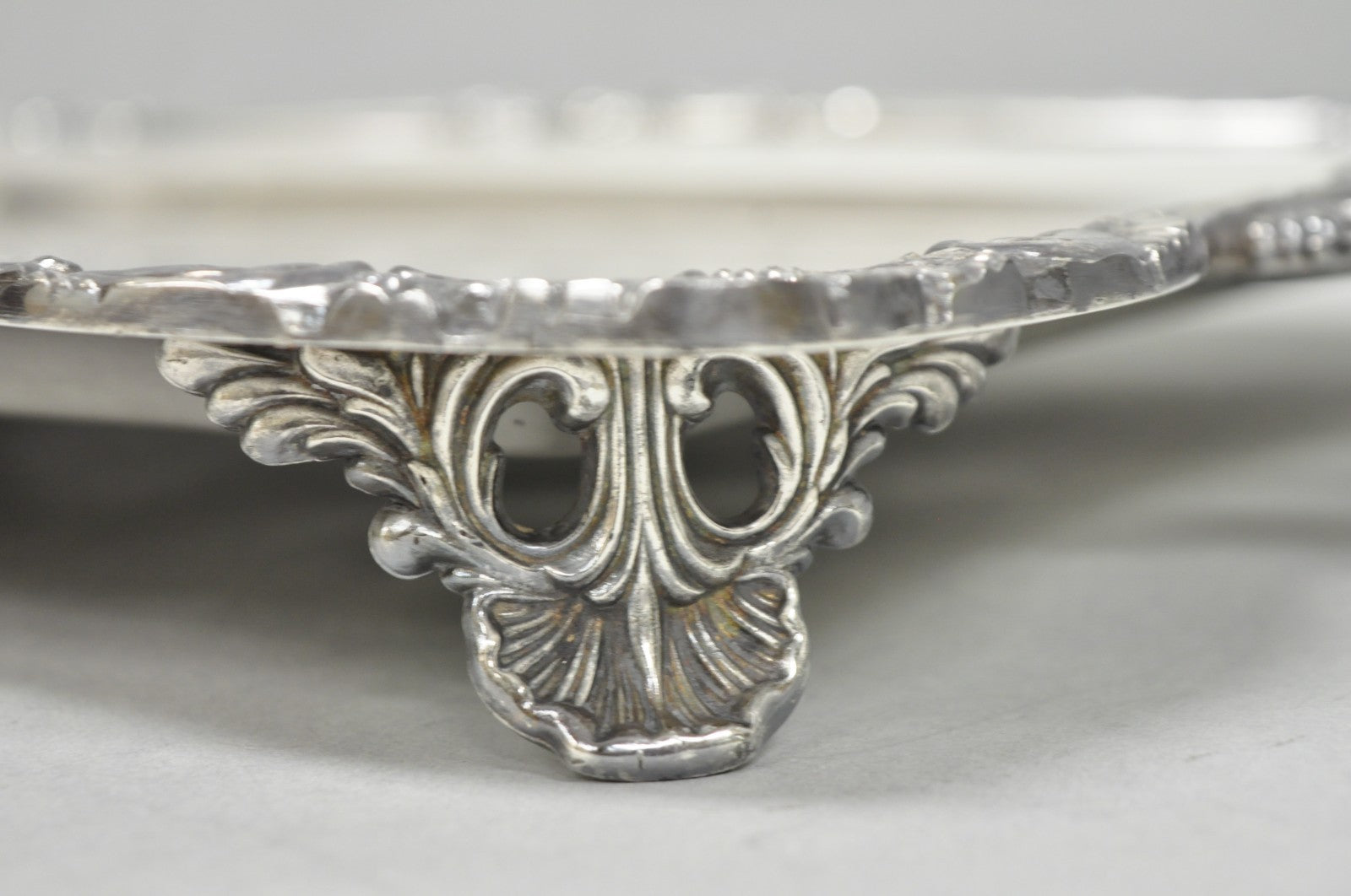 Vintage WM Rogers 290 Silver Plated Twin Handle Footed Bar Serving Platter Tray