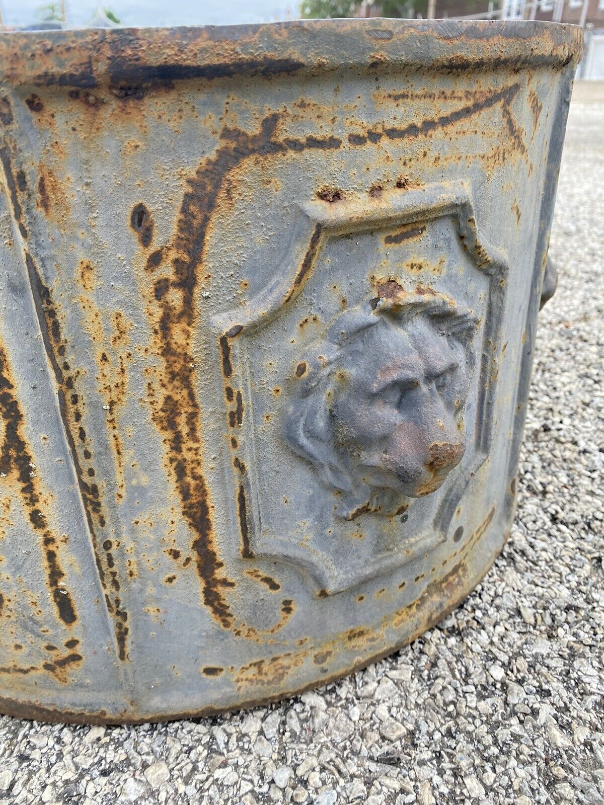 Cast Iron English Style 20" Round Lion Heads Black Outdoor Garden Planter Pot