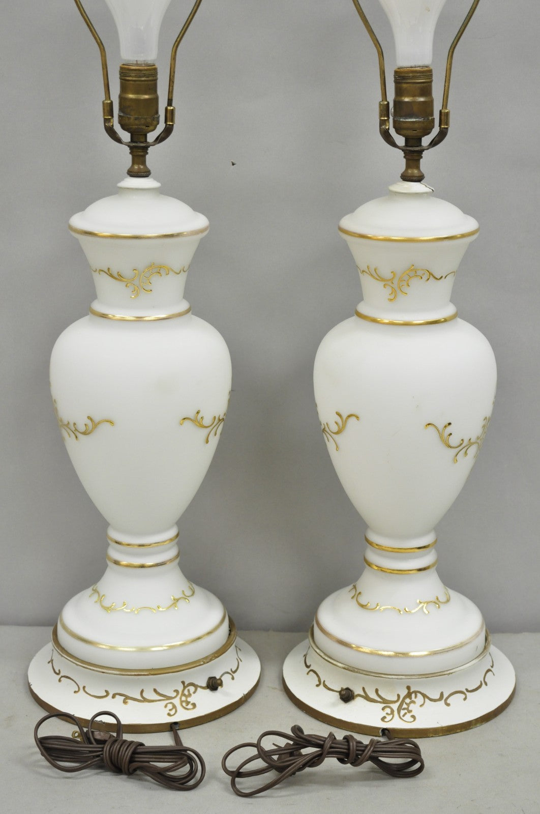 Vintage French Country Renaissance Frosted Glass Urn "Courting" Table Lamp, Pair