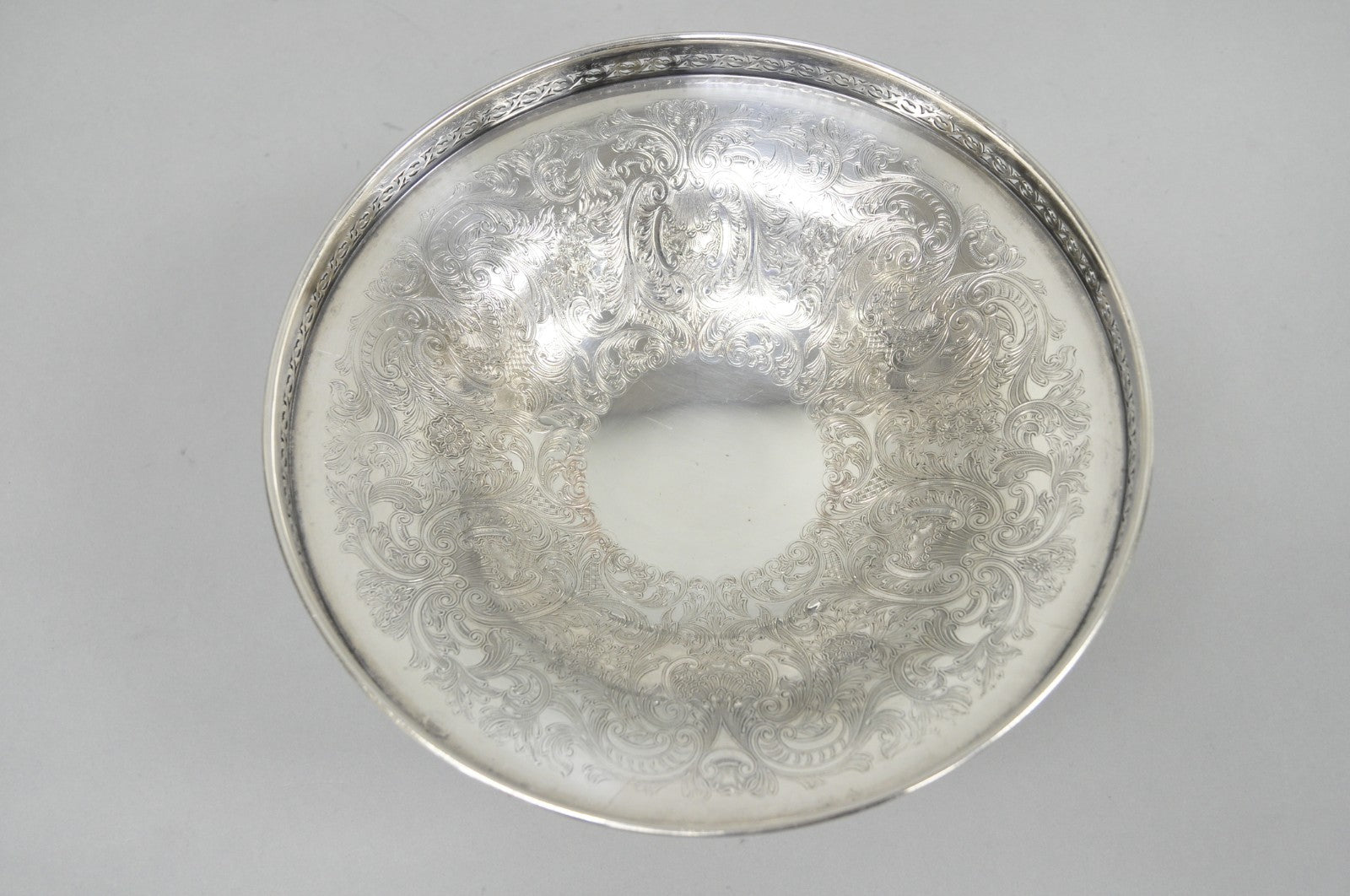 Vintage Barker Ellis England Silver Plated Pedestal Compote Tazza Candy Dish