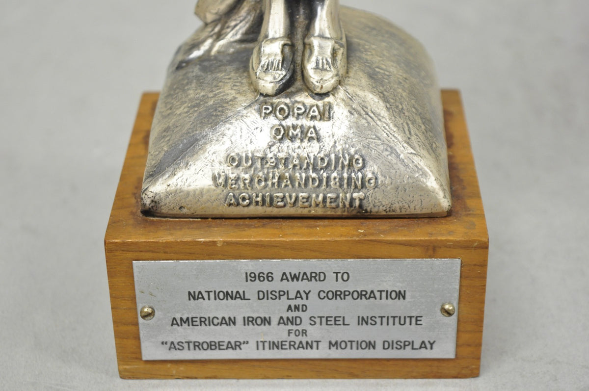 Vintage 1960s POPAI OMA Store Display Award Trophy Native American Chief Figure