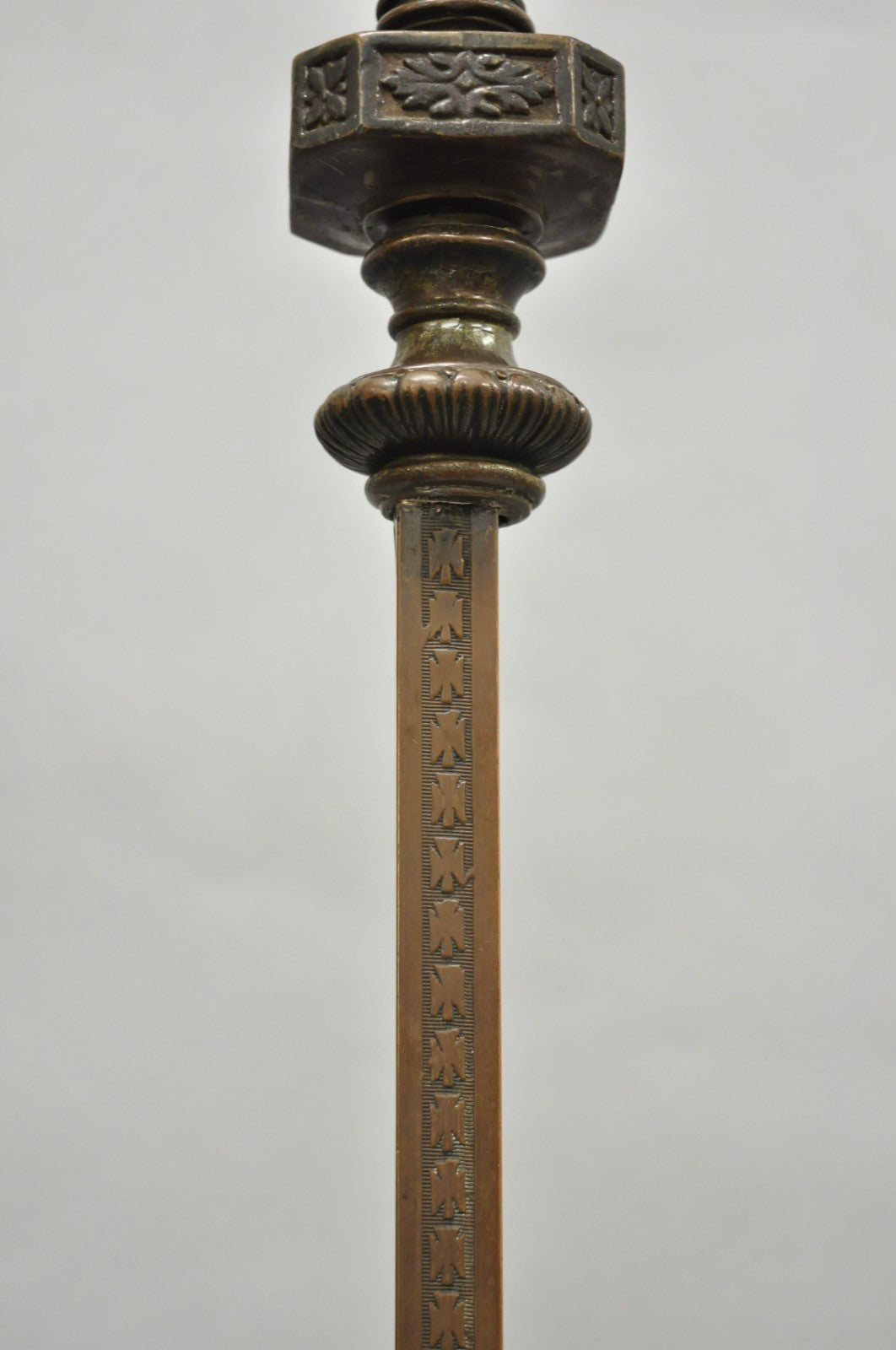 Antique Gothic Renaissance Oscar Bach Style Bronze Paw Foot Pole Floor Lamp