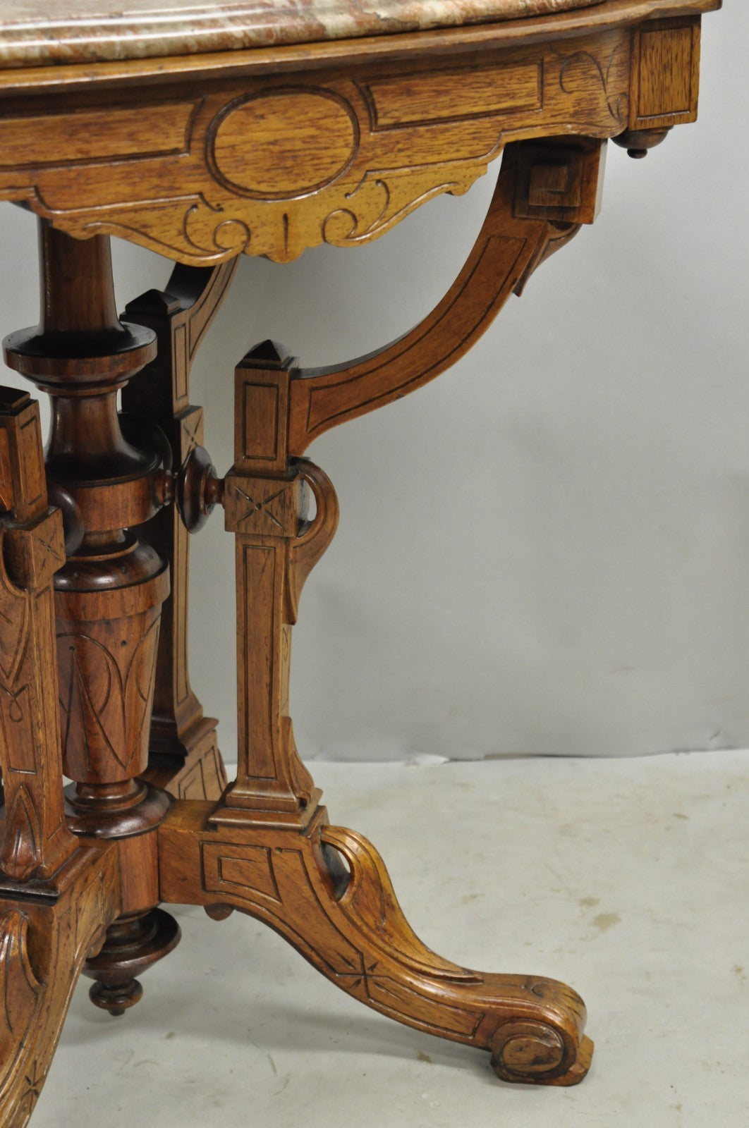 Antique Eastlake Victorian Carved Walnut Marble Top Parlor Lamp Side Table