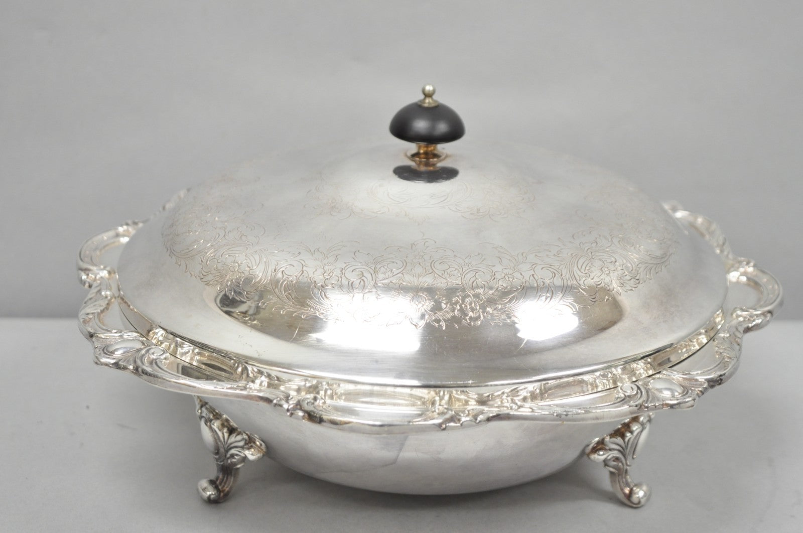 Vintage Webster Wilcox "Rochelle" Silver Plated Round Covered Serving Bowl Dish