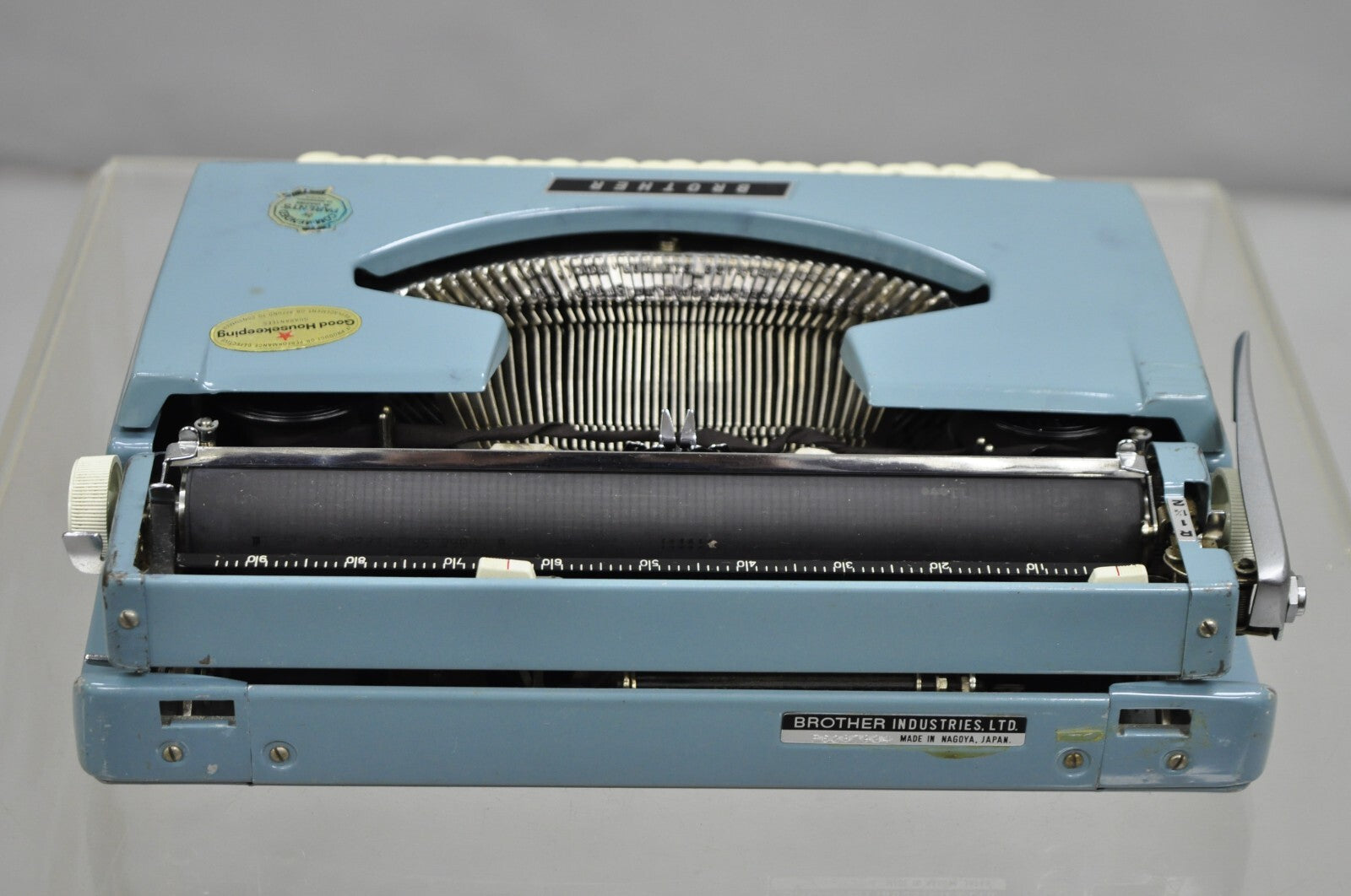 Vintage Brother Webster XL-747 Portable Typewriter Baby Blue with Metal Case