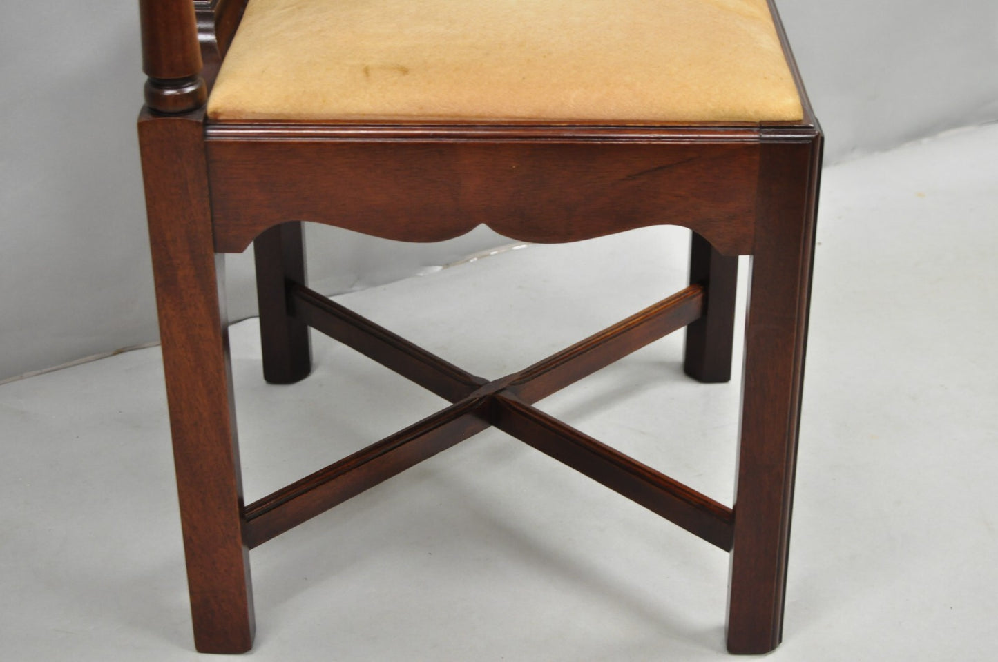 Vintage Hickory Chair Co Georgian Style Mahogany Corner Accent Side Chair