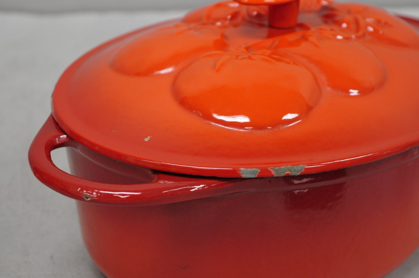 Technique 4 Quart Red Cast Iron Dutch Oven Covered Pot with Tomato Design on Lid