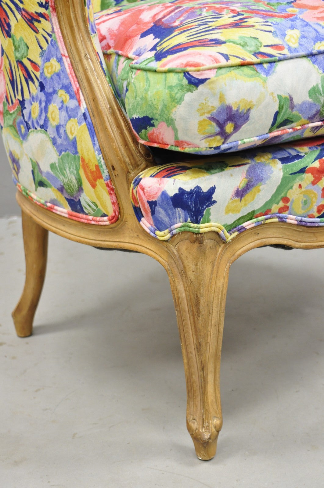 Vintage French Louis XV Country Provincial Floral Chintz Bergere Lounge Chair