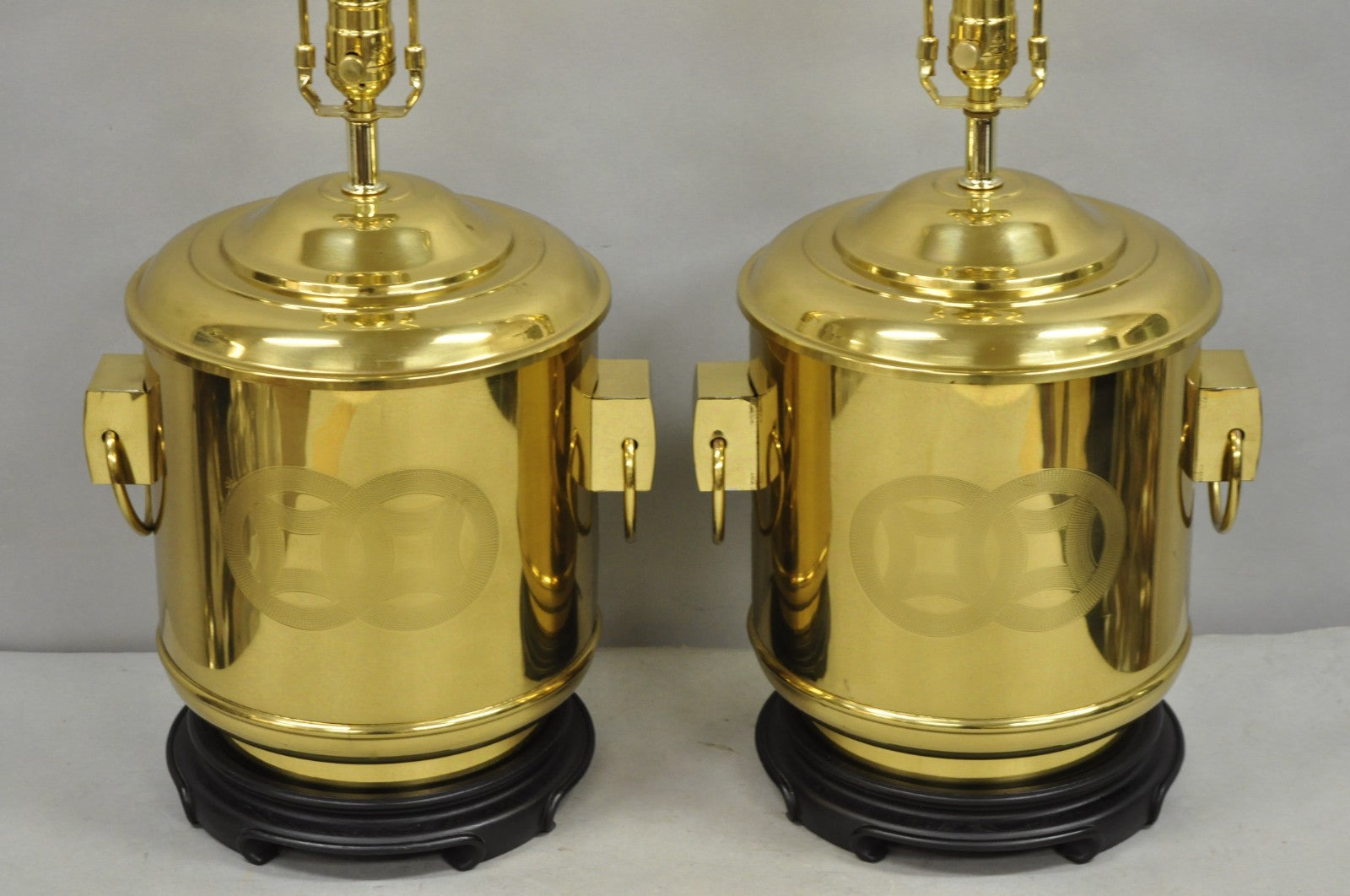 Vintage Frederick Cooper Chinoiserie Double Happiness Brass Drum Table Lamp Pair