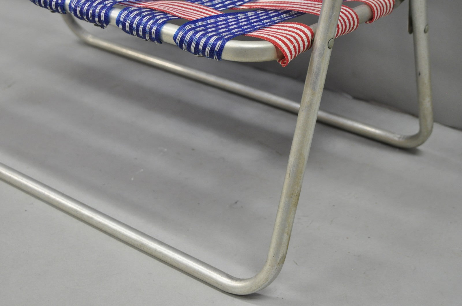 Vintage Childs Size American Flag Webbing Folding Aluminum Lawn Chair Loveseat