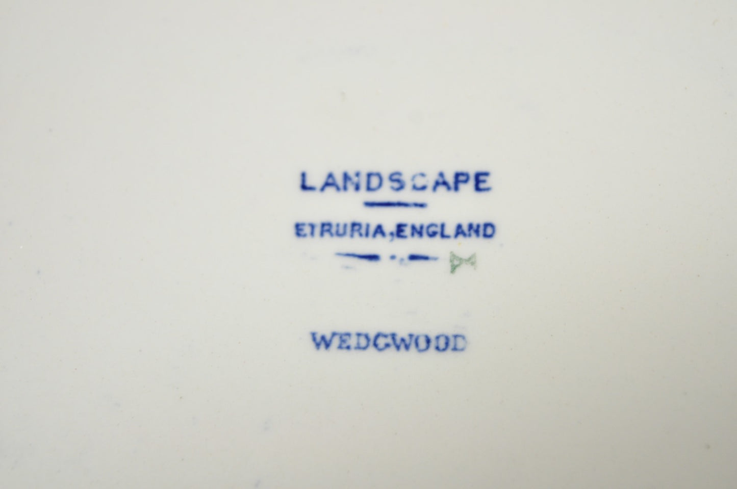 Wedgwood Landscape Etruria Pattern Blue White Porcelain Covered Slop Pot Commode
