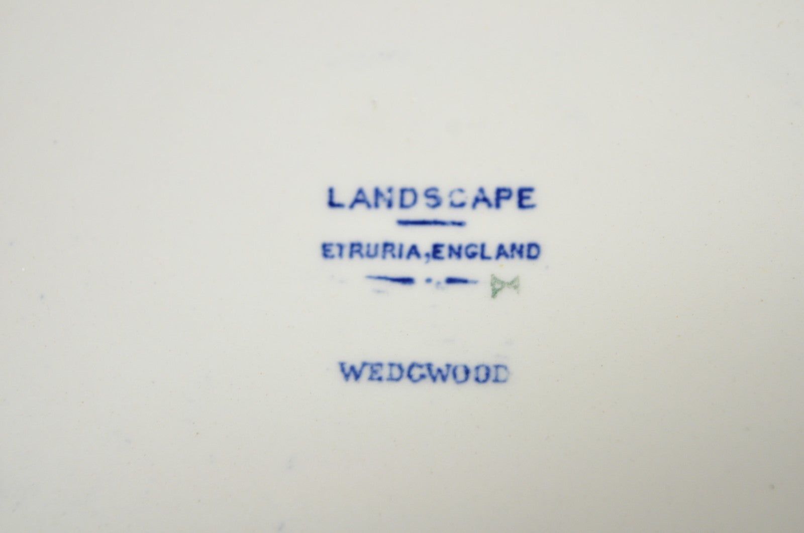 Wedgwood Landscape Etruria Pattern Blue White Porcelain Covered Slop Pot Commode