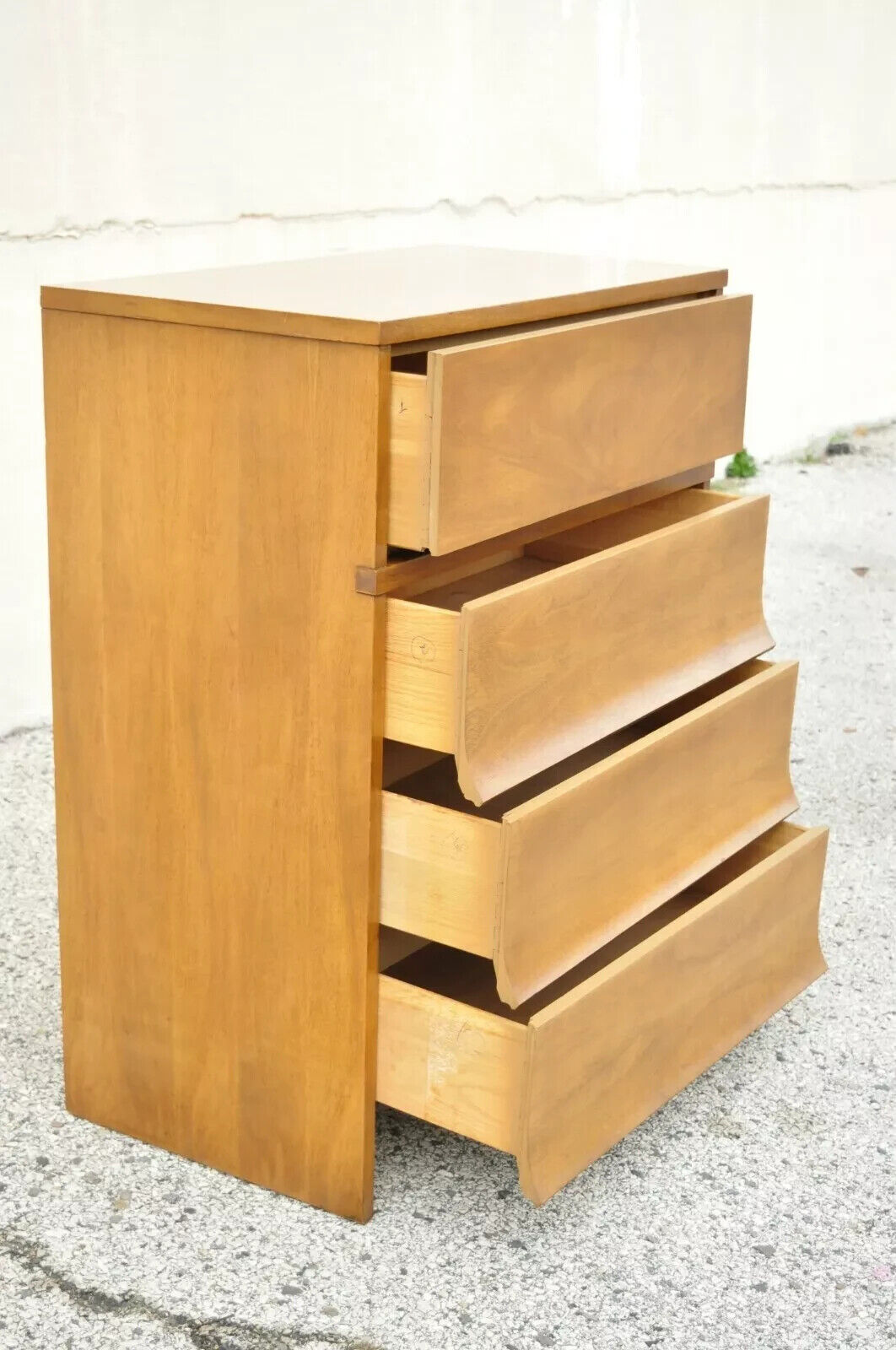 Johnson Carper Mid Century Modern Walnut Formica Top 4 Drawer Chest Dresser