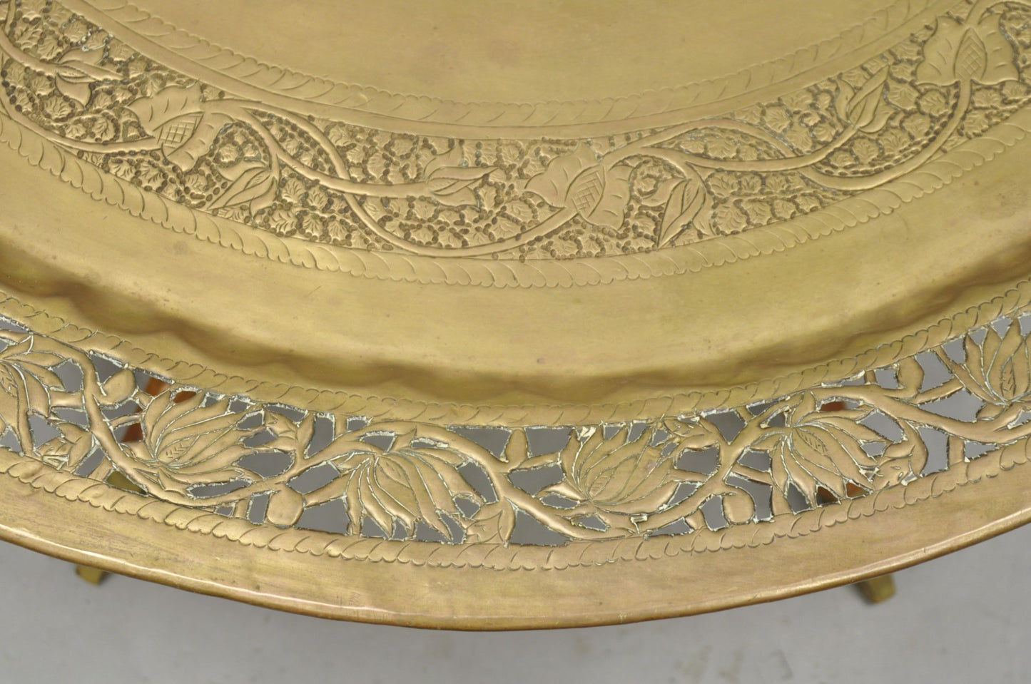 Vintage Moroccan 40" Round Brass Tray Top Teak Folding Spider Leg Coffee Table