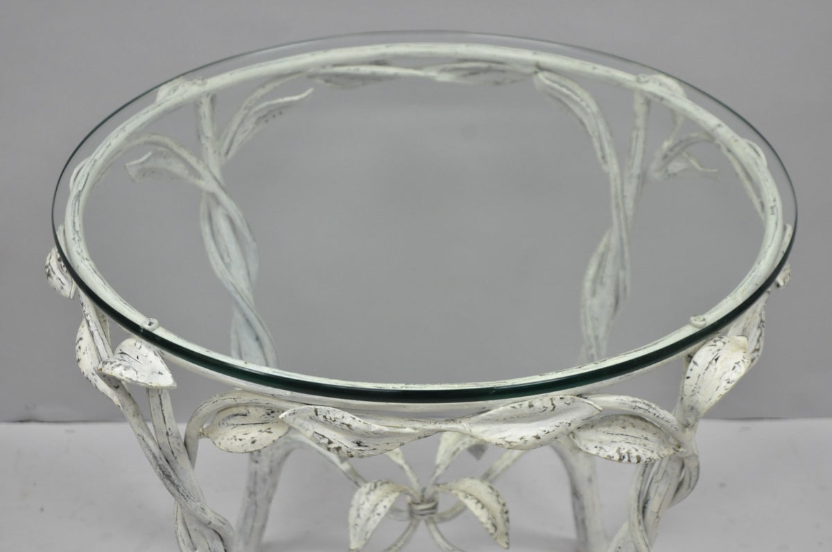 Vintage Italian Hollywood Regency Iron Leafy Scroll Round Occasional Side Table