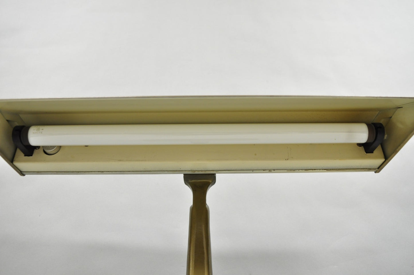 Vintage Mid Century Modern Art Deco Metal Bronze Finish Bankers Table Desk Lamp