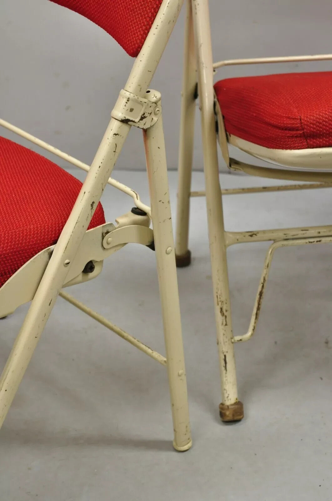家具 Vintage American Seating folding  chair Vintage American Seating Metal Frame Red Upholstered Folding