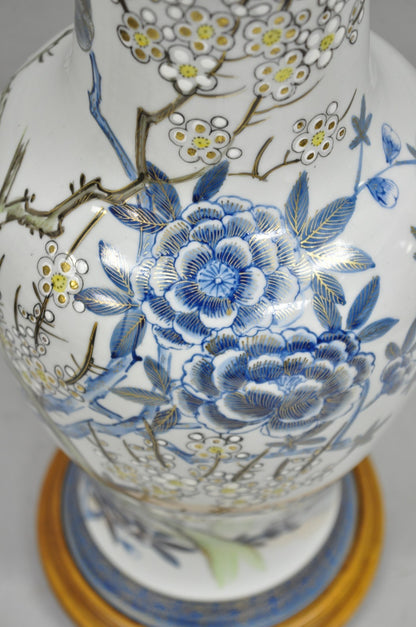 Vintage Chinoiserie Chinese Blue Flower Porcelain Jardiniere Vase Table Lamp